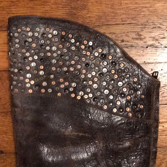 FRYE Western studded boots. - Picture 2 of 5